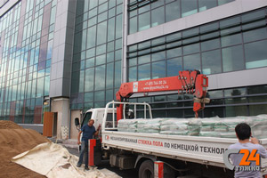 Разгрузка цемента, используем только высокомарочный цемент | превью