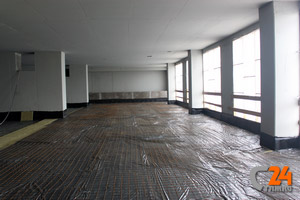 Гидроизоляция, звукоизоляция, пленка, сетка перед устройством стяжки пола | превью