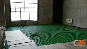 Теплые полы уложены на выравнивающий теплоизолирующий слой из полистиролбетона | превью