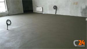 Свежеуложенная стяжка пола | превью