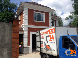 Доставка оборудования для стяжки пола собственным автотранспортом | превью