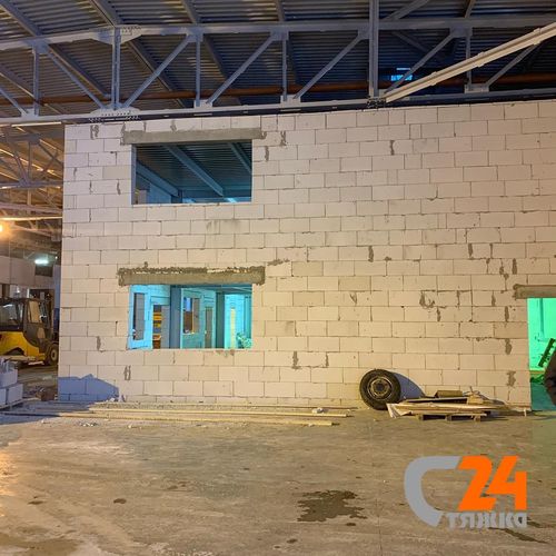 Офисное помещение в производственном цеху