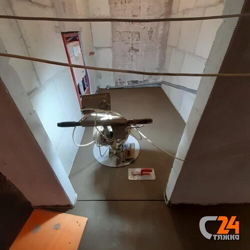 стяжка пола в квартире