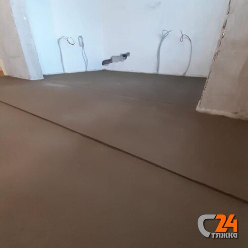 стяжка пола в квартире