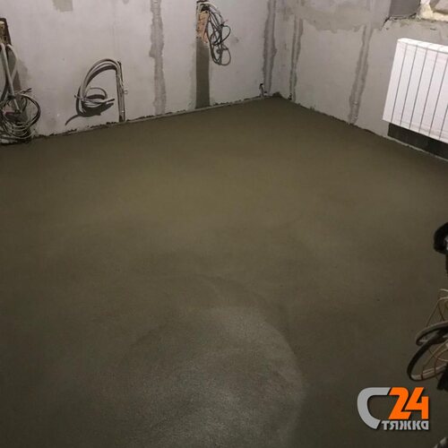 стяжка пола в квартире