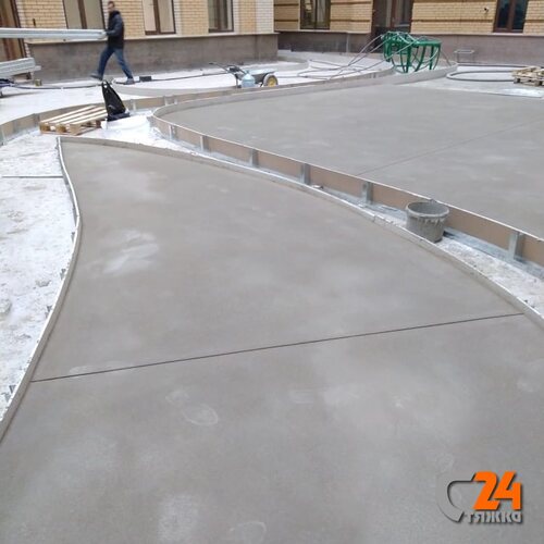 фигурная стяжка пола