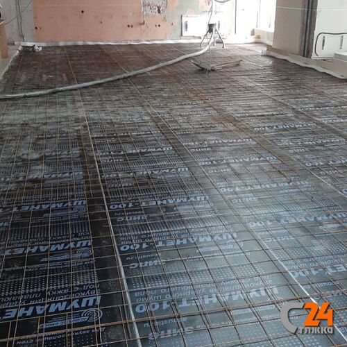 шумоизоляция и армирование сеткой стяжки пола