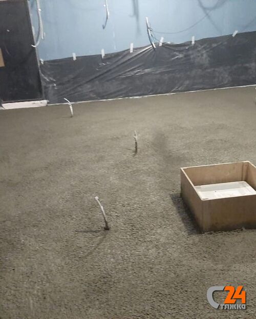 коммуникации под стяжку пола