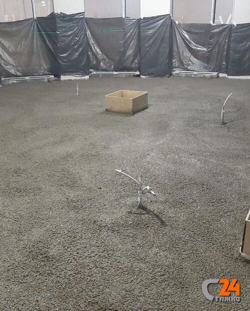 коммуникации под стяжку пола